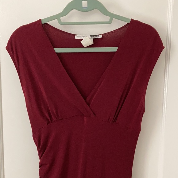 Maroon stretch dress - Picture 2 of 8
